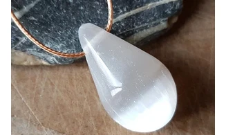 Sélénite pierre percée pendentif