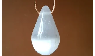 Sélénite pierre percée pendentif