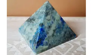 Pyramide Lapis lazuli pierre 6