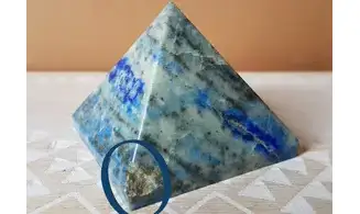 Pyramide Lapis lazuli pierre 6