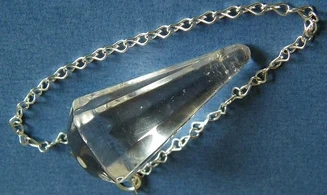 Cristal de Roche pierre pendule cône