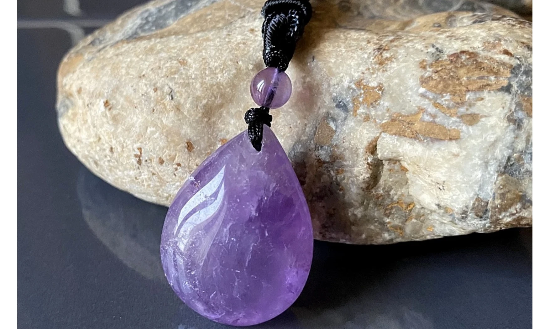Améthyste pierre percée pendentif C