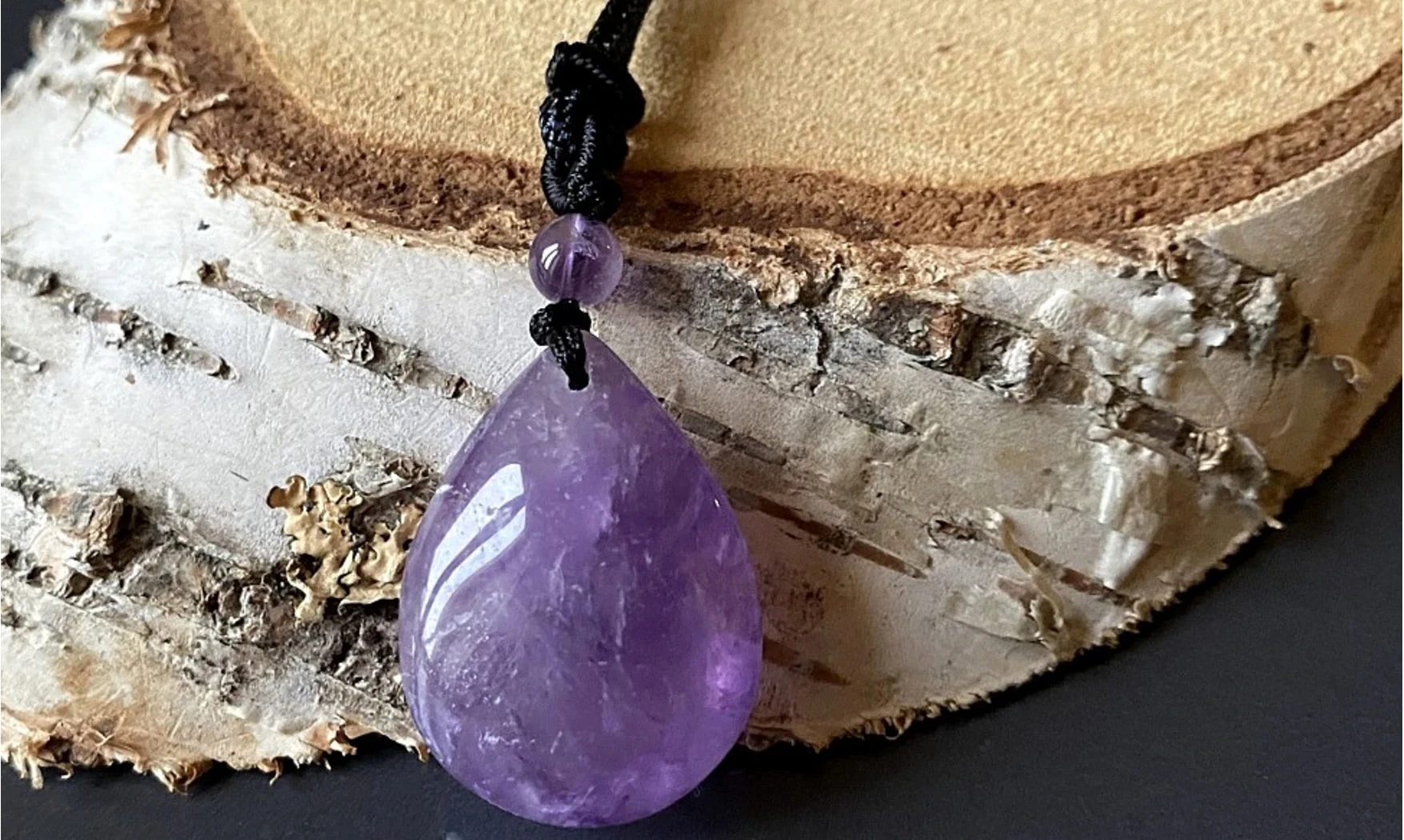 Améthyste pierre percée pendentif C