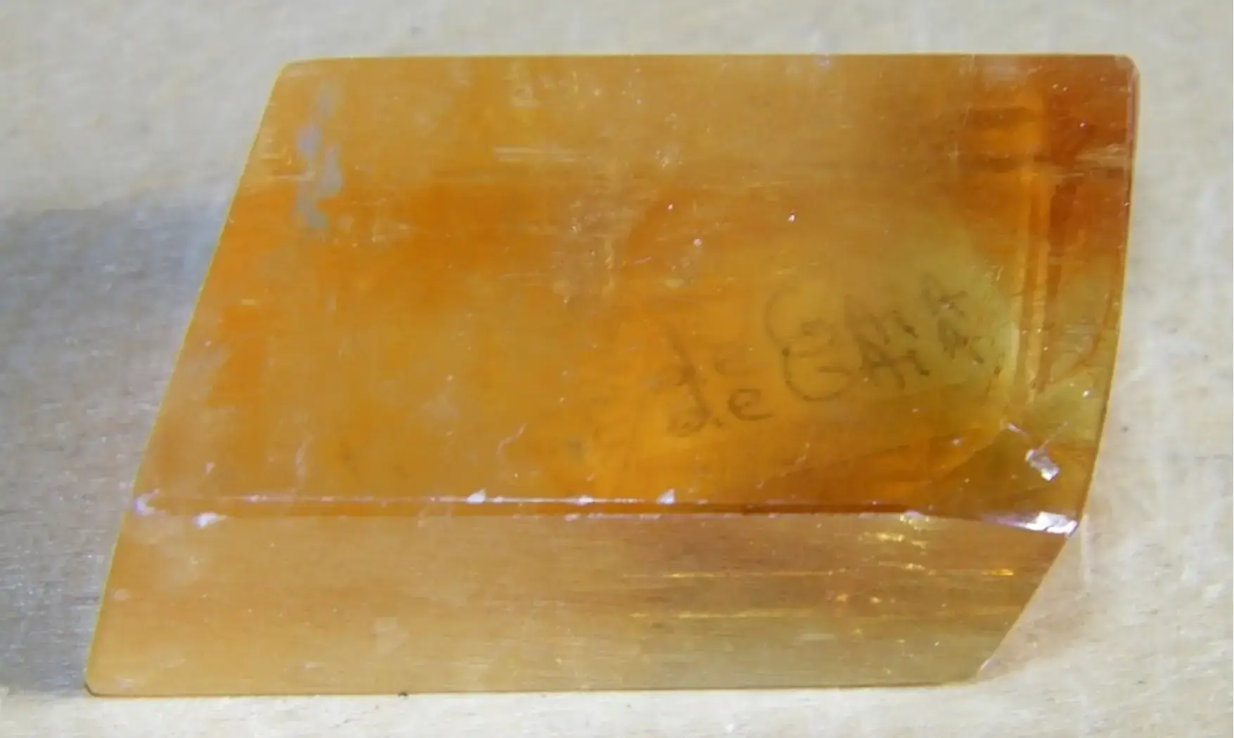 Calcite Optique Bloc poli pierre