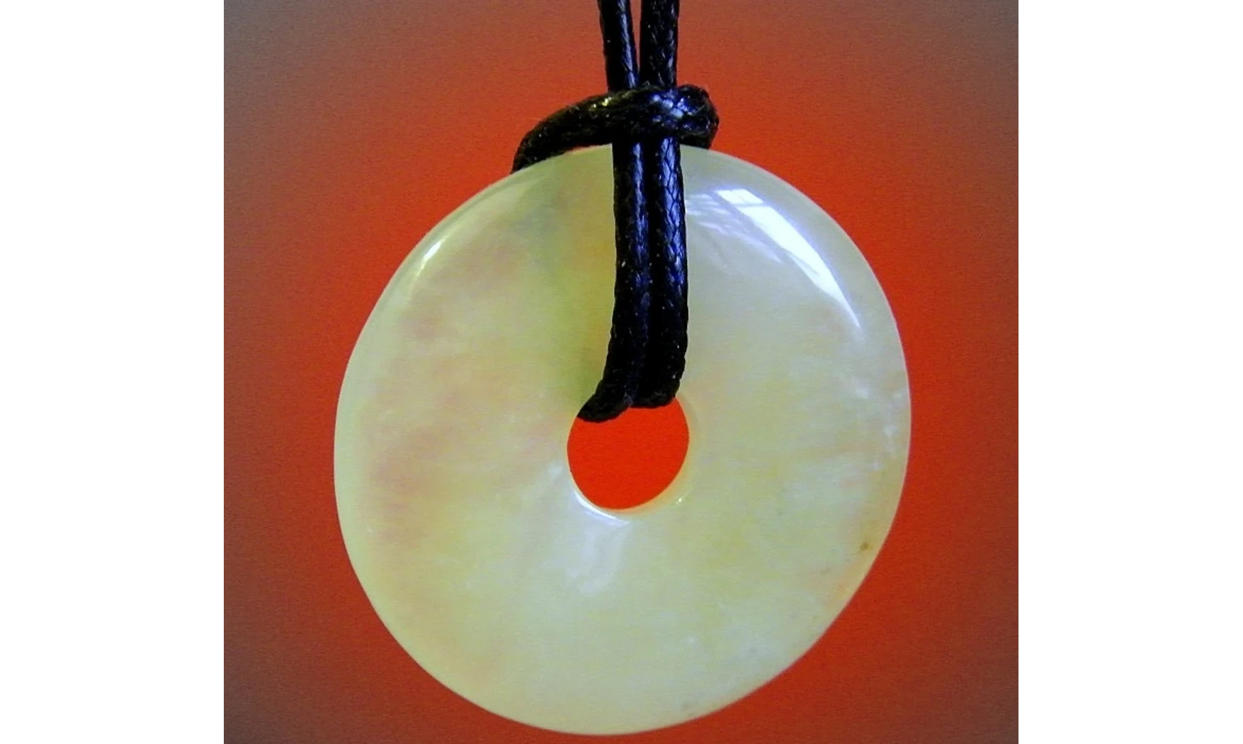 Jade de Chine Donuts pierre pendentif