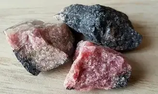Rhodonite Pierre Brute