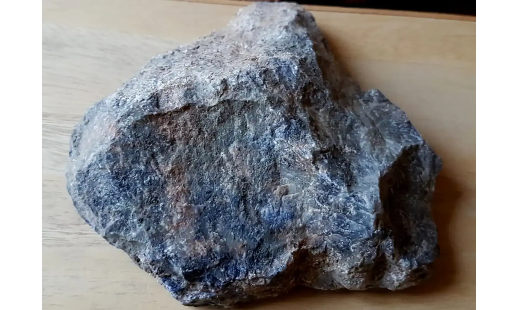 Sodalite Pierre Brute 2