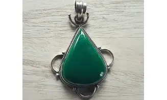 Malachite & 925 Silver plated pendant