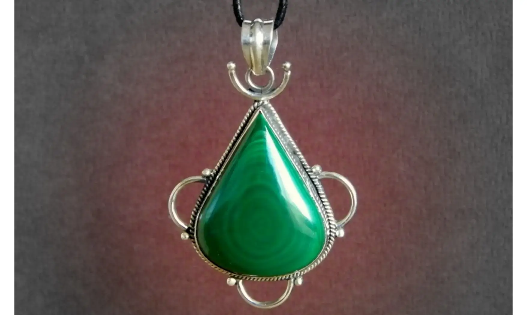 Malachite & 925 Silver plated pendant