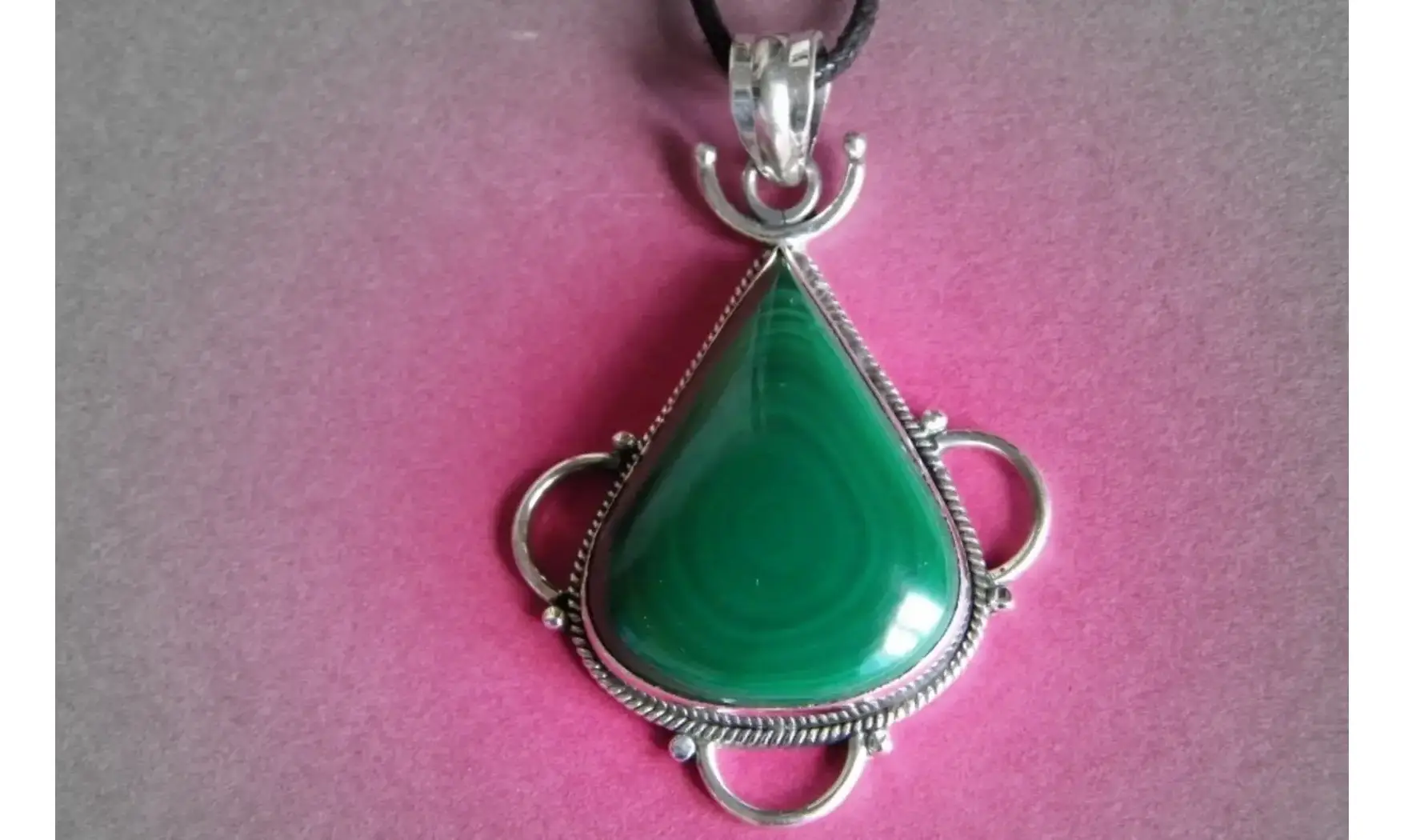 Malachite & 925 Silver plated pendant