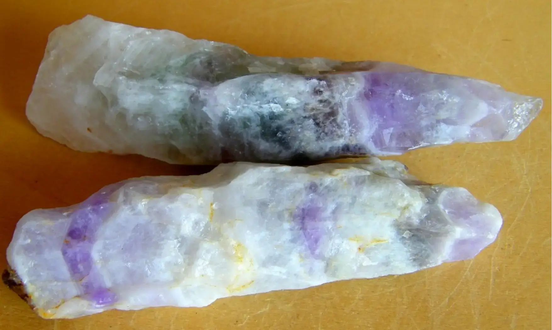 Prasiotrine Pierre Brute
