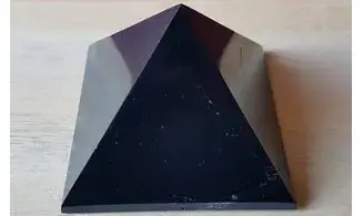 Pyramid Shungite