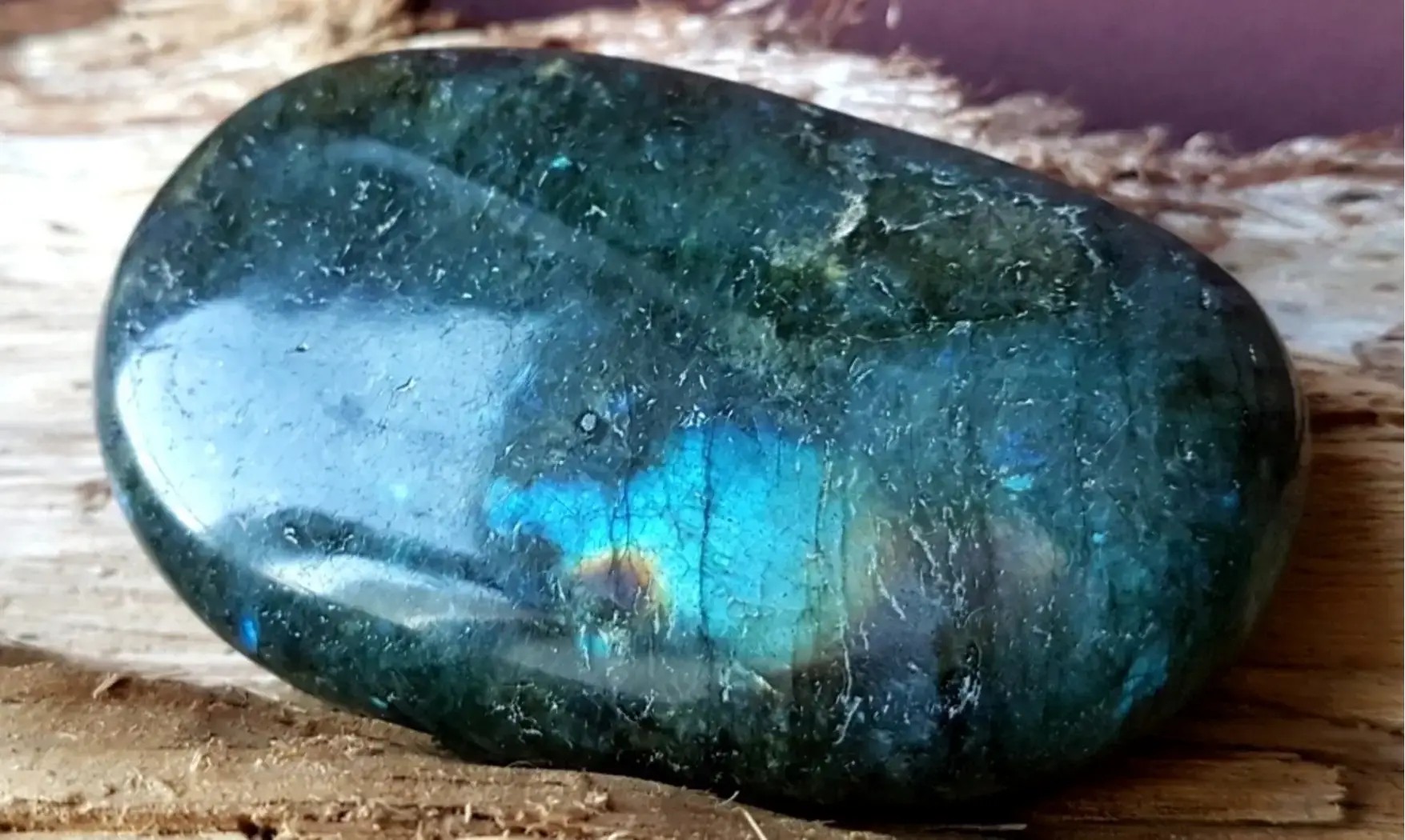 Labradorite Galet pierre 4