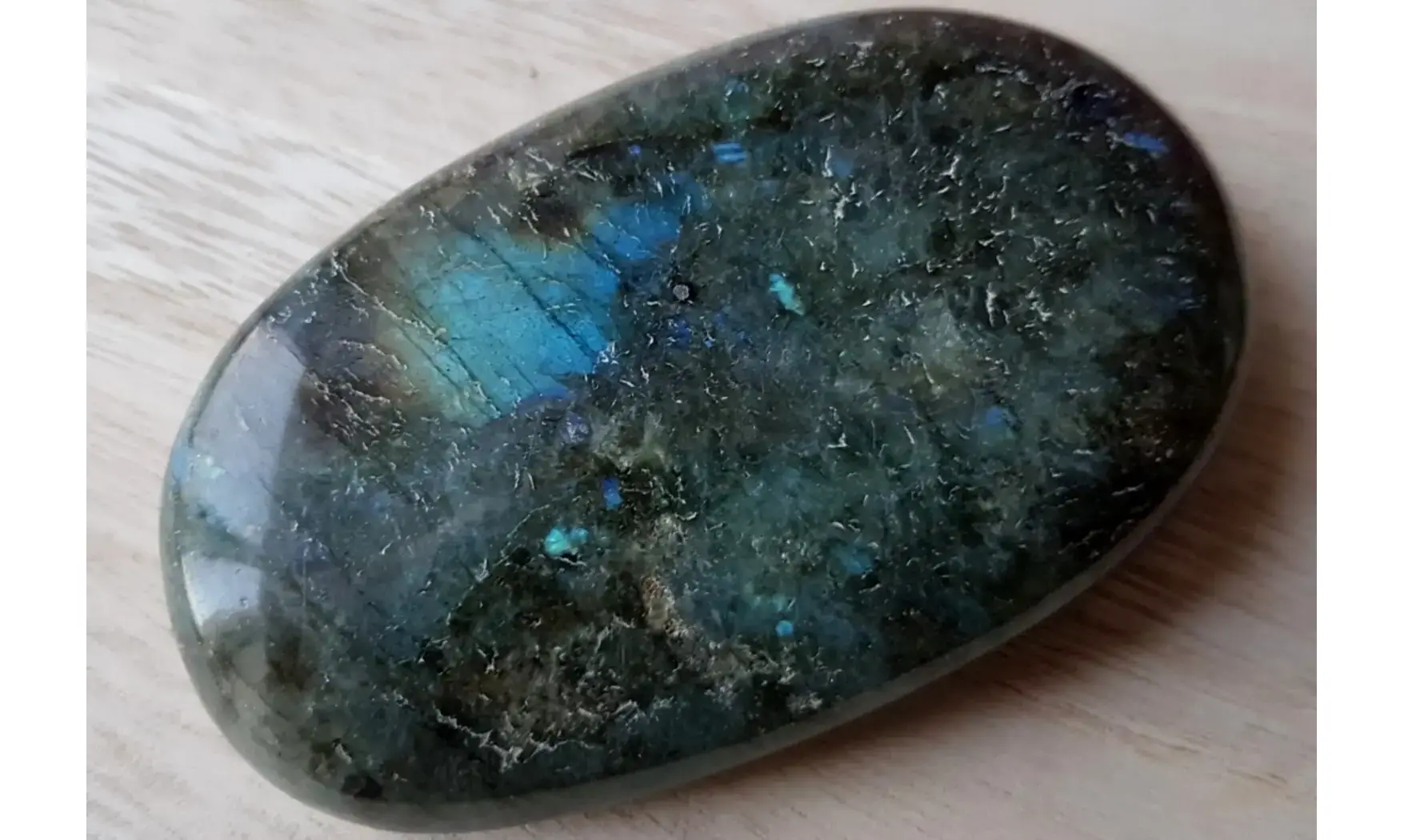 Labradorite Galet pierre 4