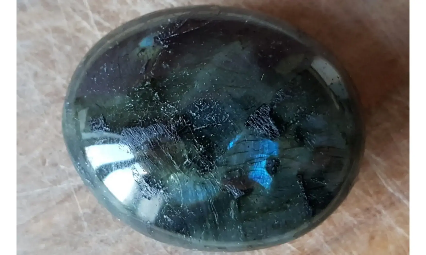 Labradorite Galet pierre 1