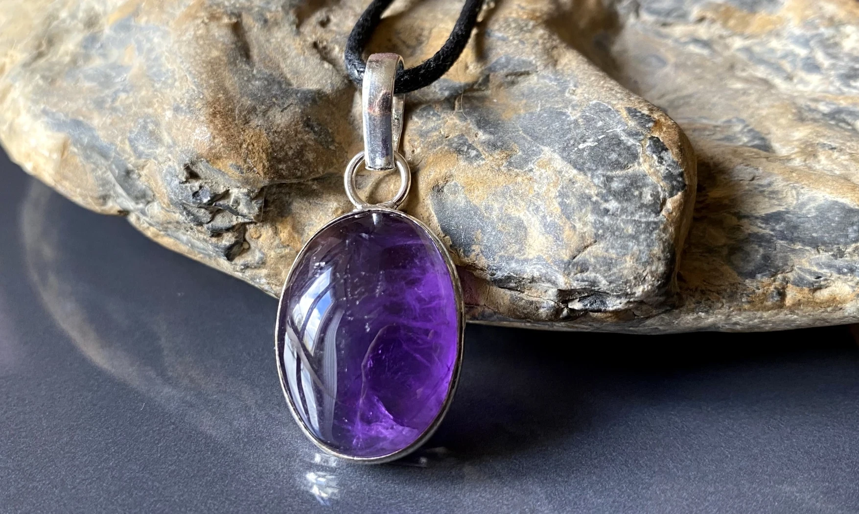 Amethyst & 925 Silver plated pendant