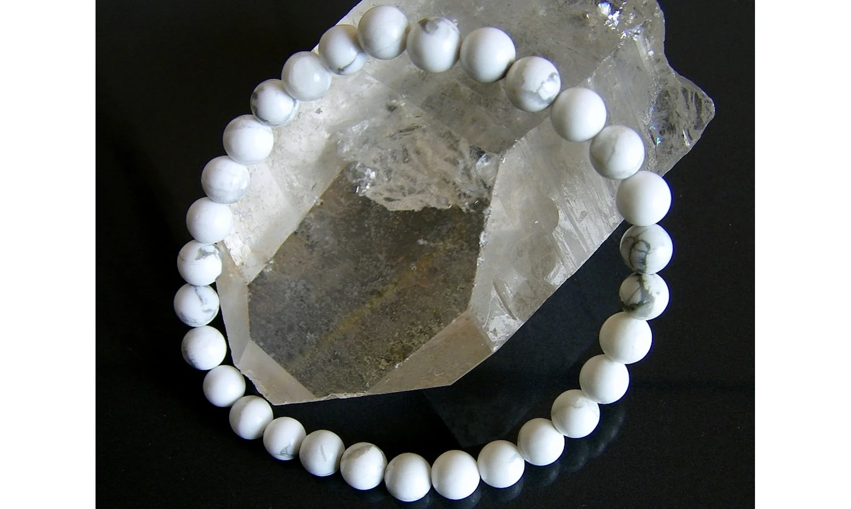 Howlite blanche pierres Boules bracelet