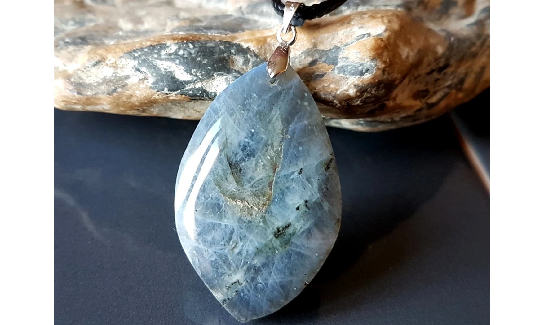 Labradorite Galet 2 pierre pendentif