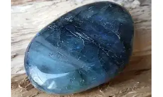 Labradorite large tumbled stone 2