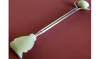 Jade wand/scratch