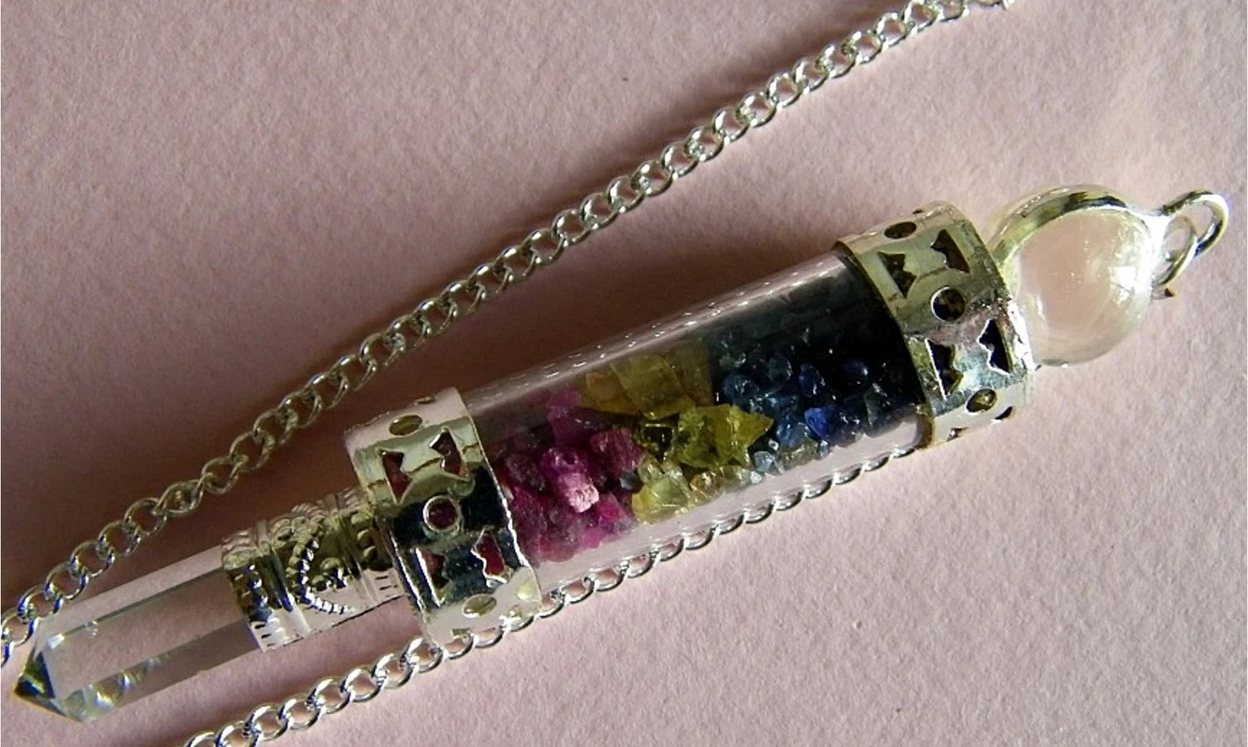 Saphir pierre Pointe Cristal Pendule