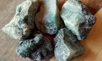 Emerald rough