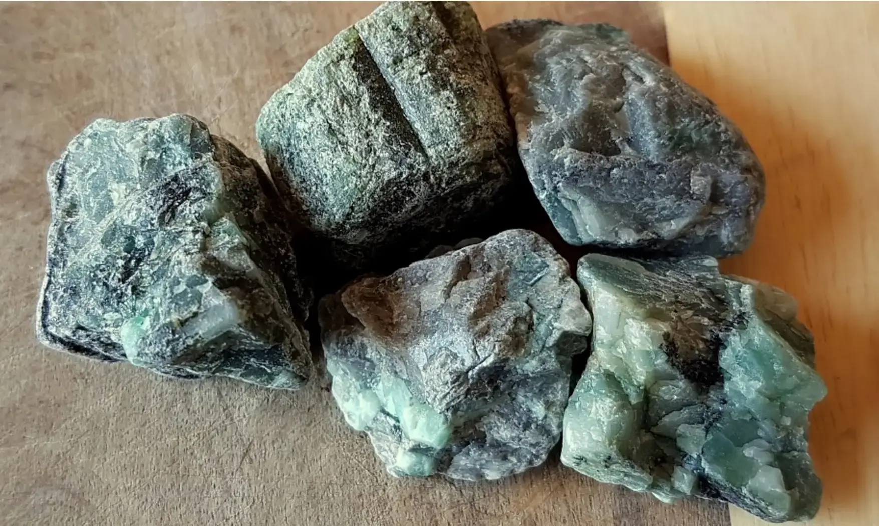 Emerald rough
