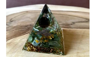 Green Aventurine Pyramid Orgonite