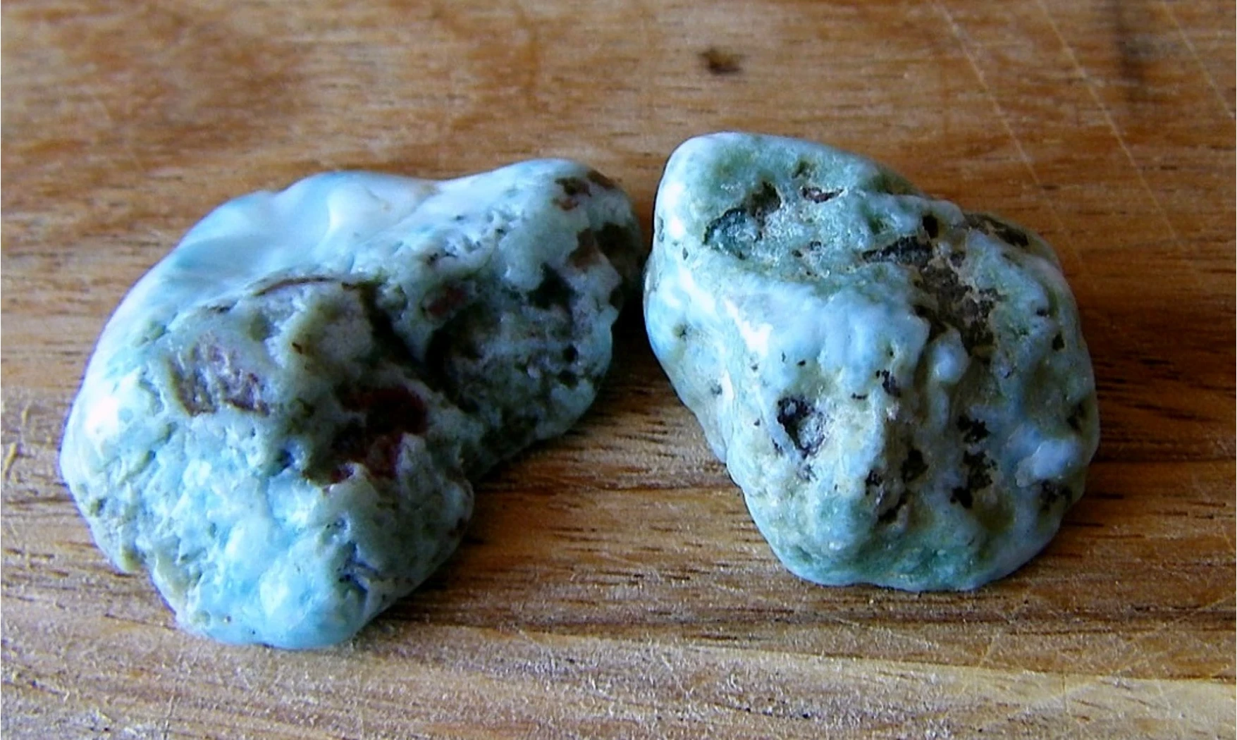 Larimar Tumbled Stones 10