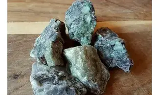 Emerald rough
