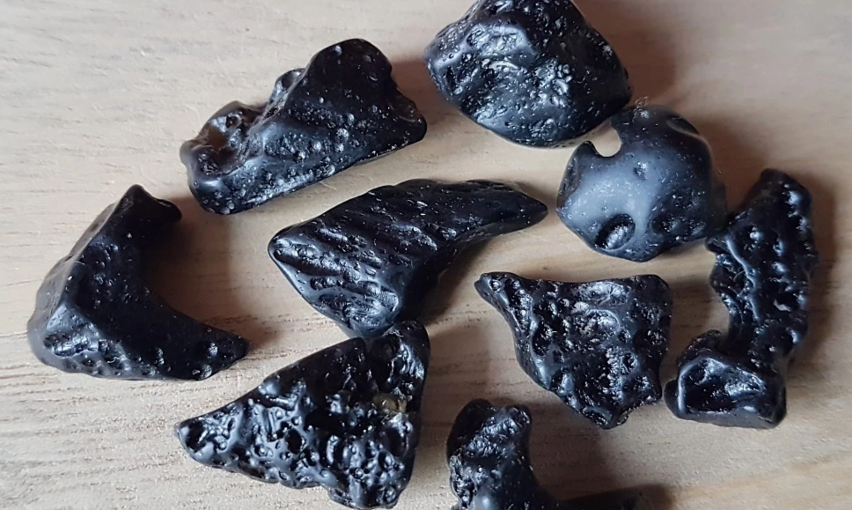 Tectite pierre roulée