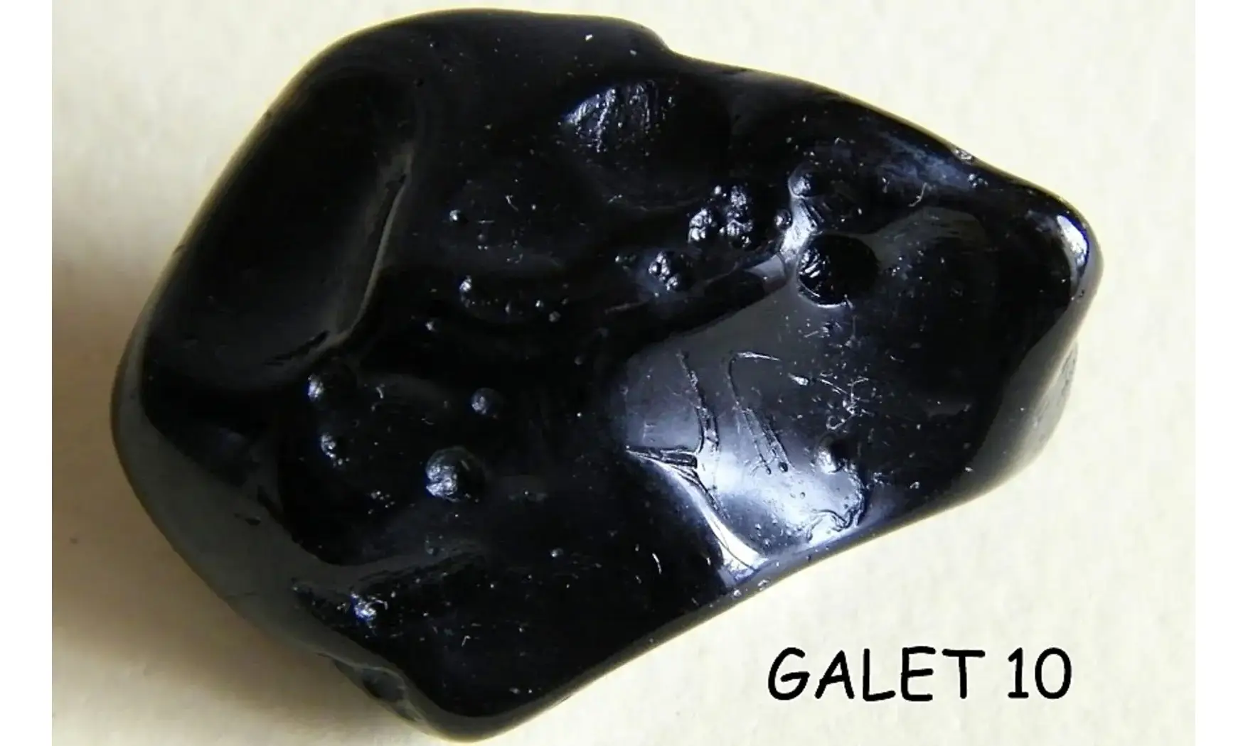 Tectite Galet pierre roulée 10