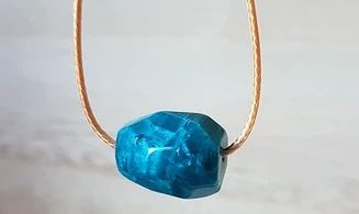 Apatite bleue Bloc percé pendentif