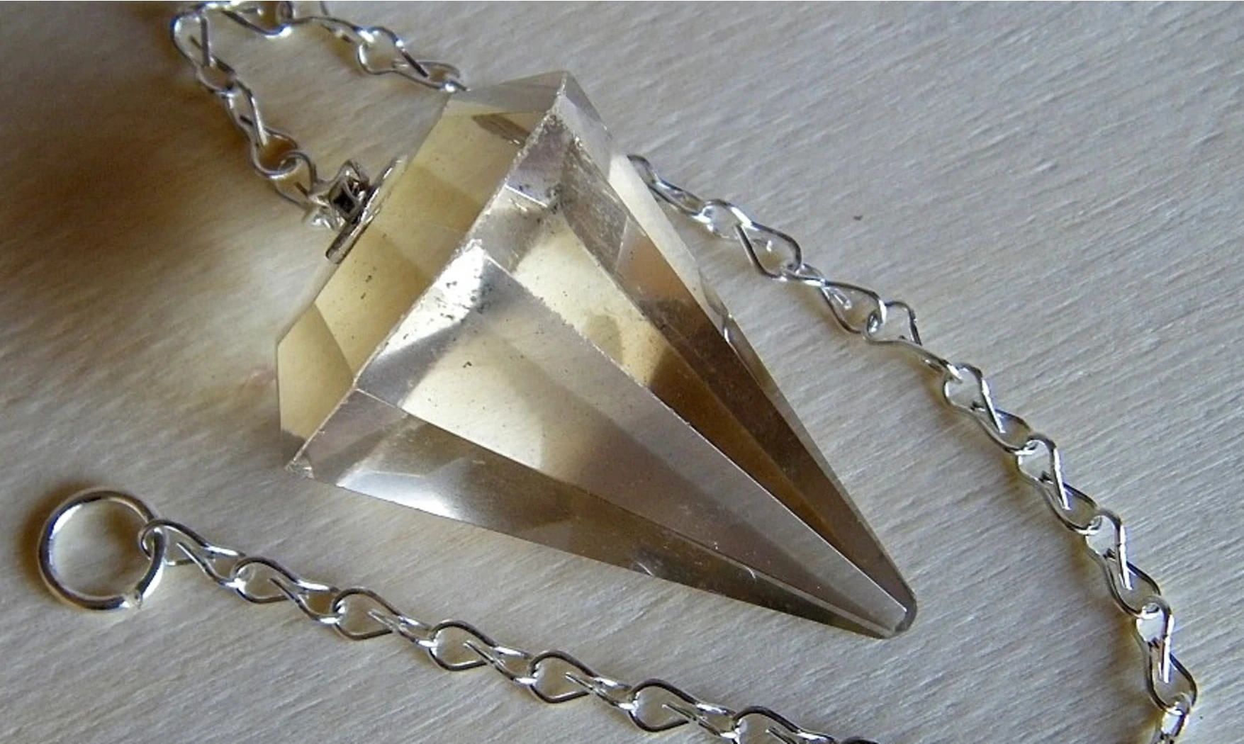 Citrine naturelle pierre pendule cône