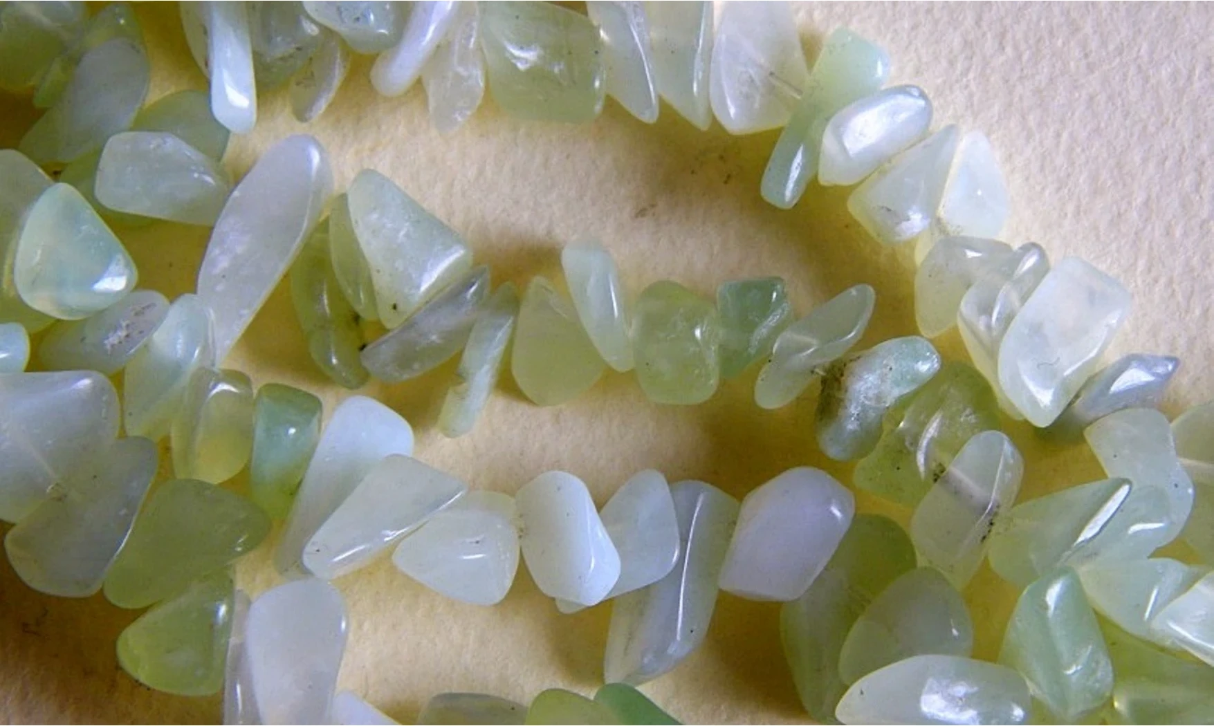 Jade Chips Necklace