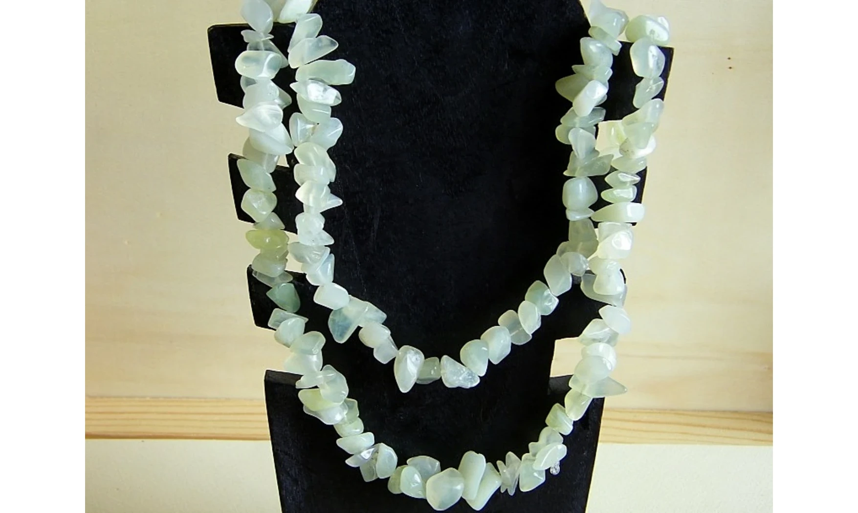 Jade Chips Necklace