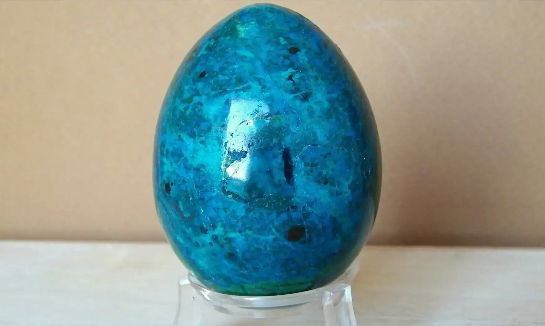 Chrysocolla stone Egg