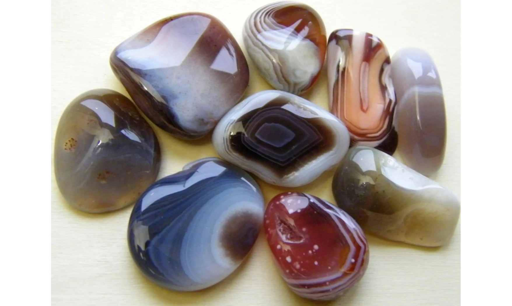 Agate de Botswana pierre roulée