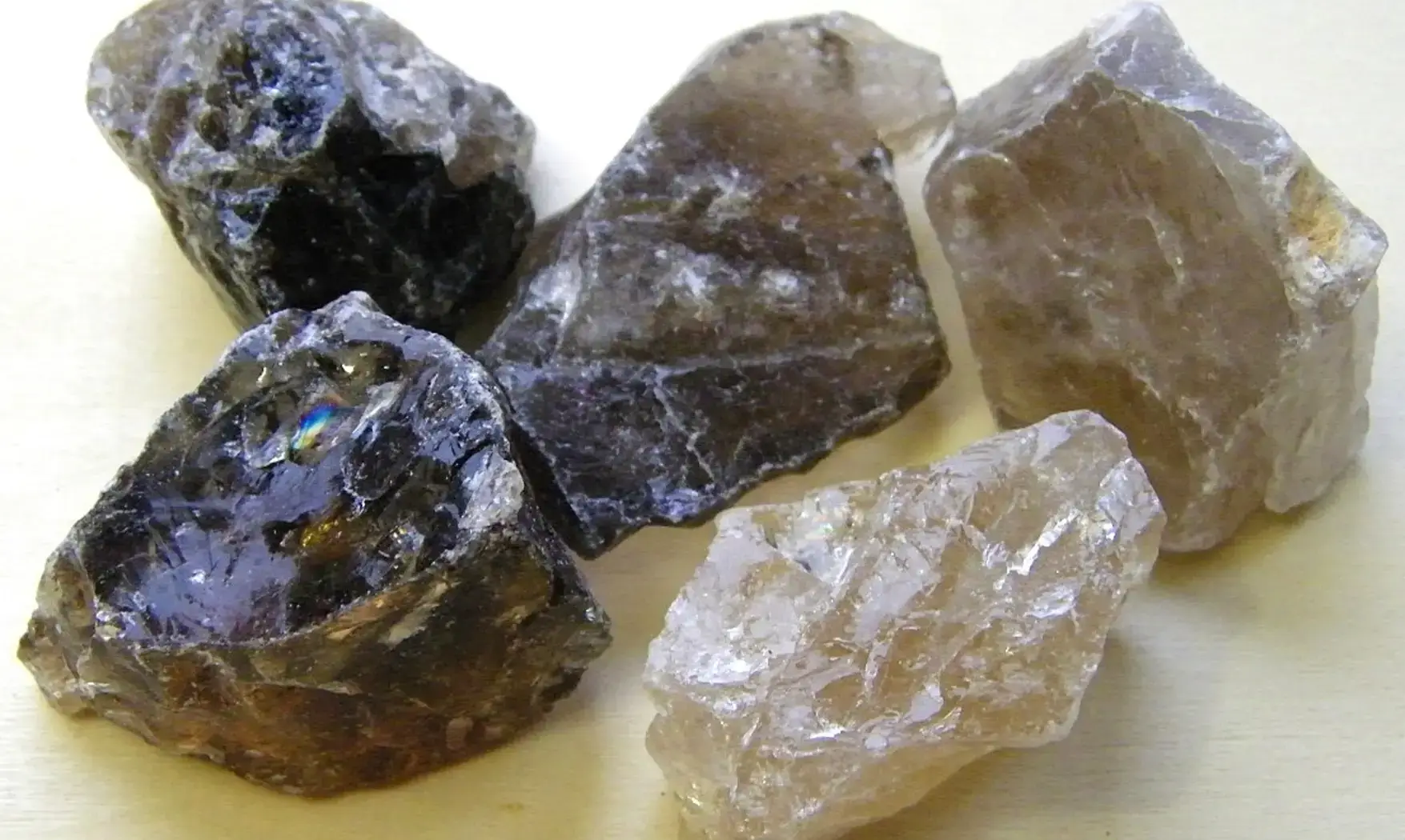 Quartz Fumé Pierre Brute