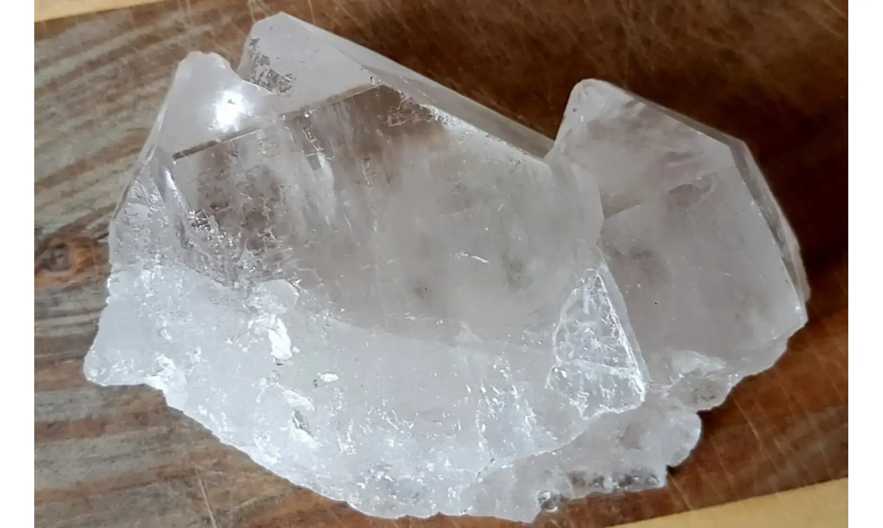 Cristal de roche Gerbe Pierre Brute 2