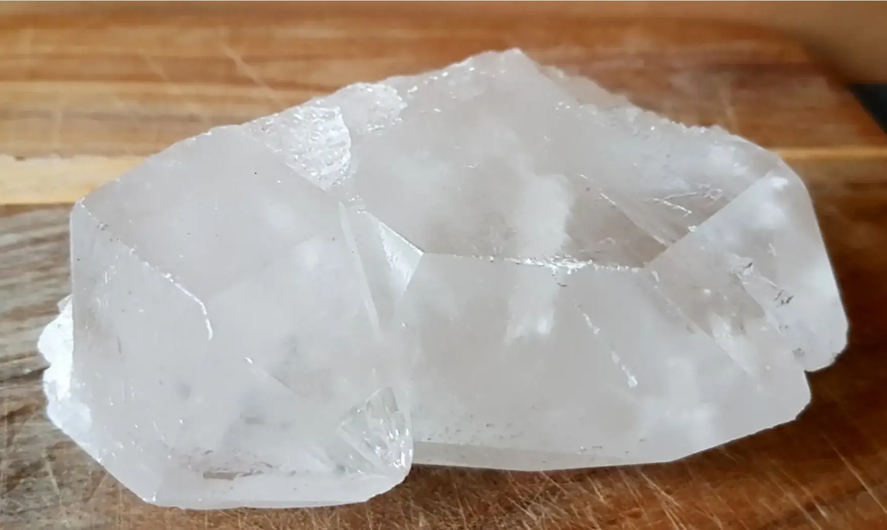 Cristal de roche Gerbe Pierre Brute 2