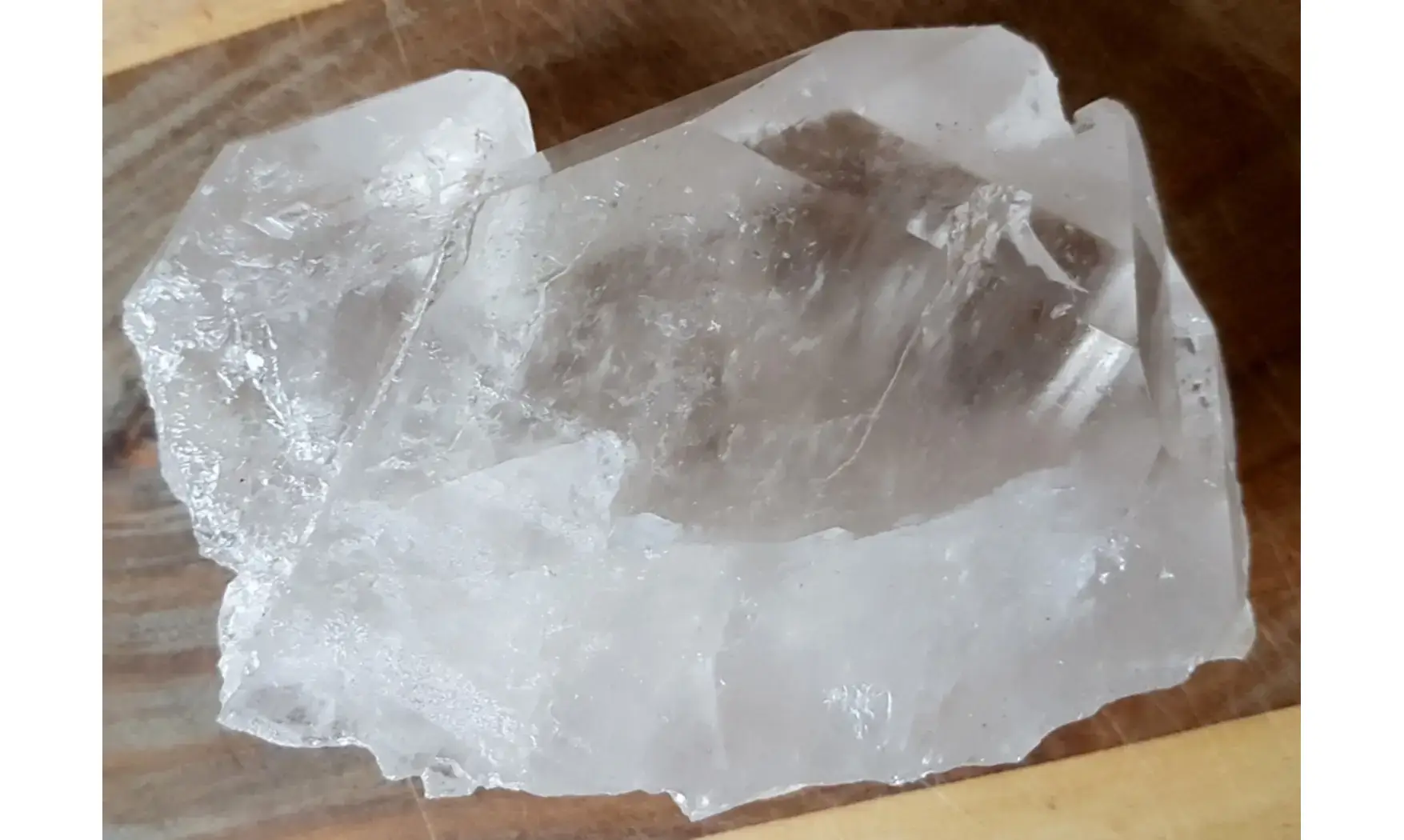Cristal de roche Gerbe Pierre Brute 2