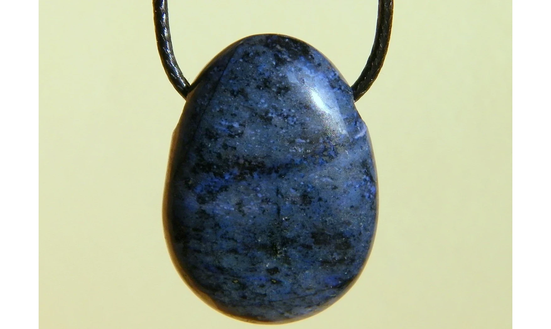 Dumortiérite pierre percée pendentif
