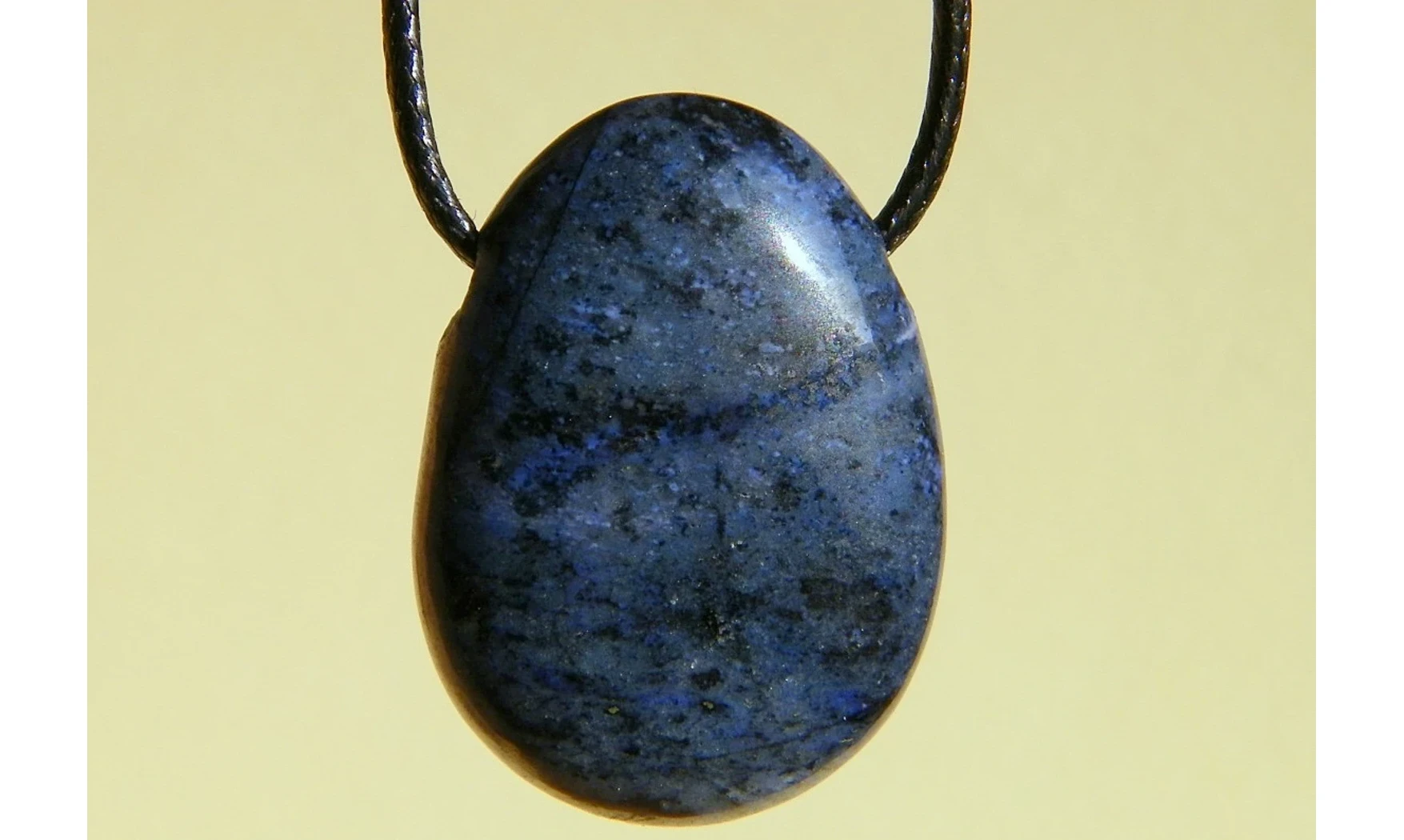 Dumortiérite pierre percée pendentif