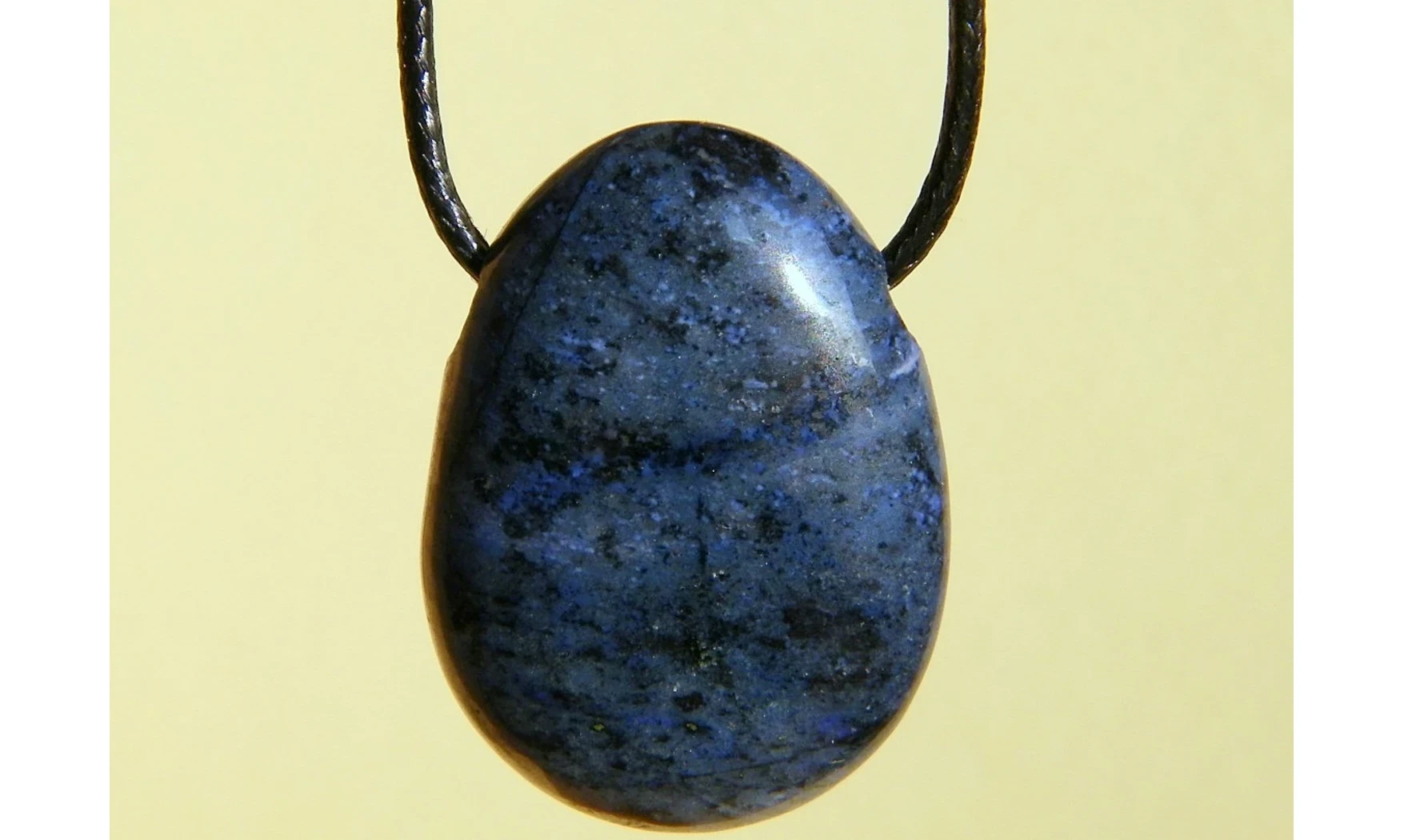 Dumortiérite pierre percée pendentif