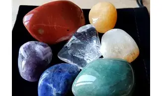 7 Chakras Galets pierres Composition