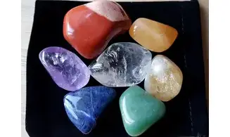 7 Chakras Galets pierres Composition