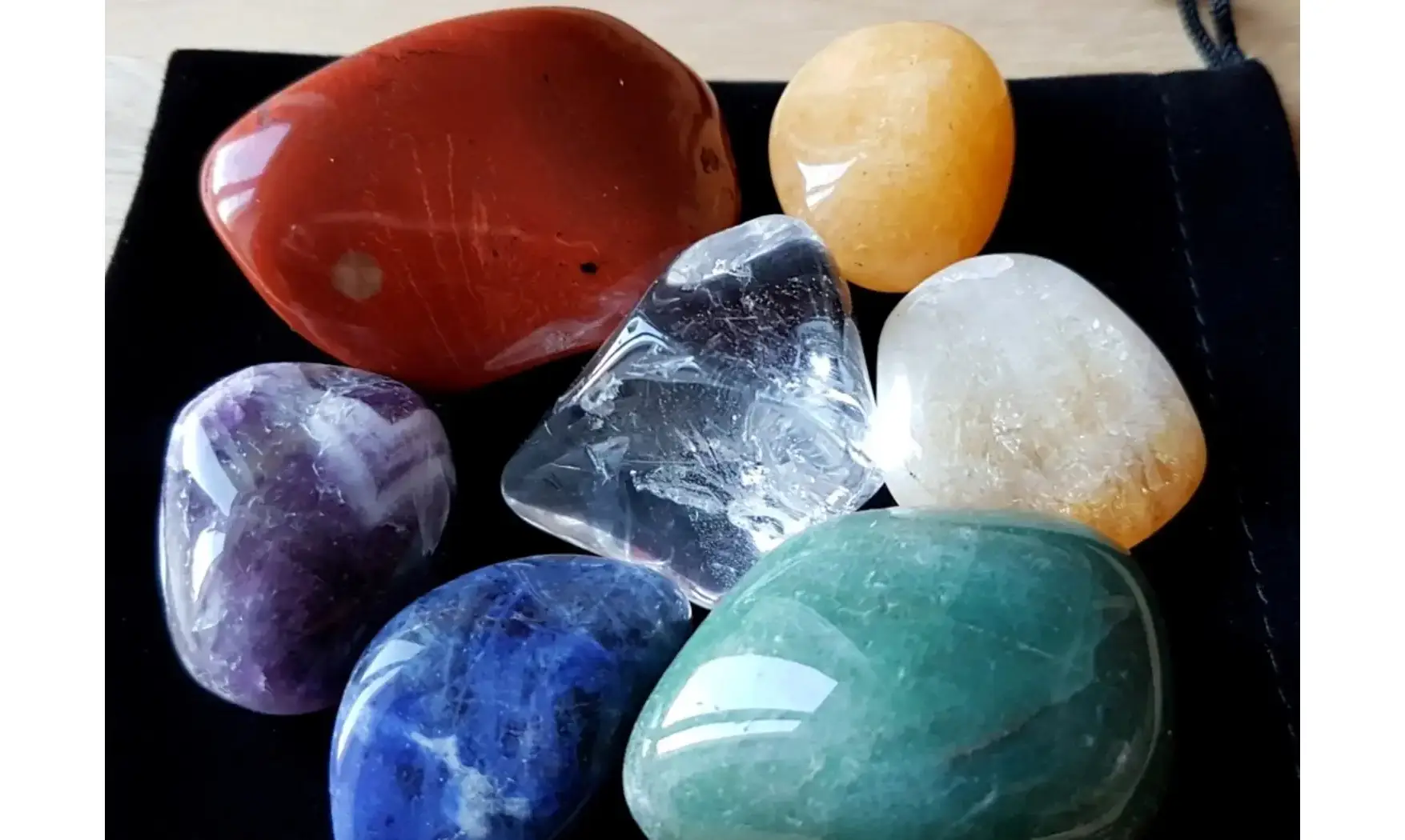 7 Chakras Galets pierres Composition