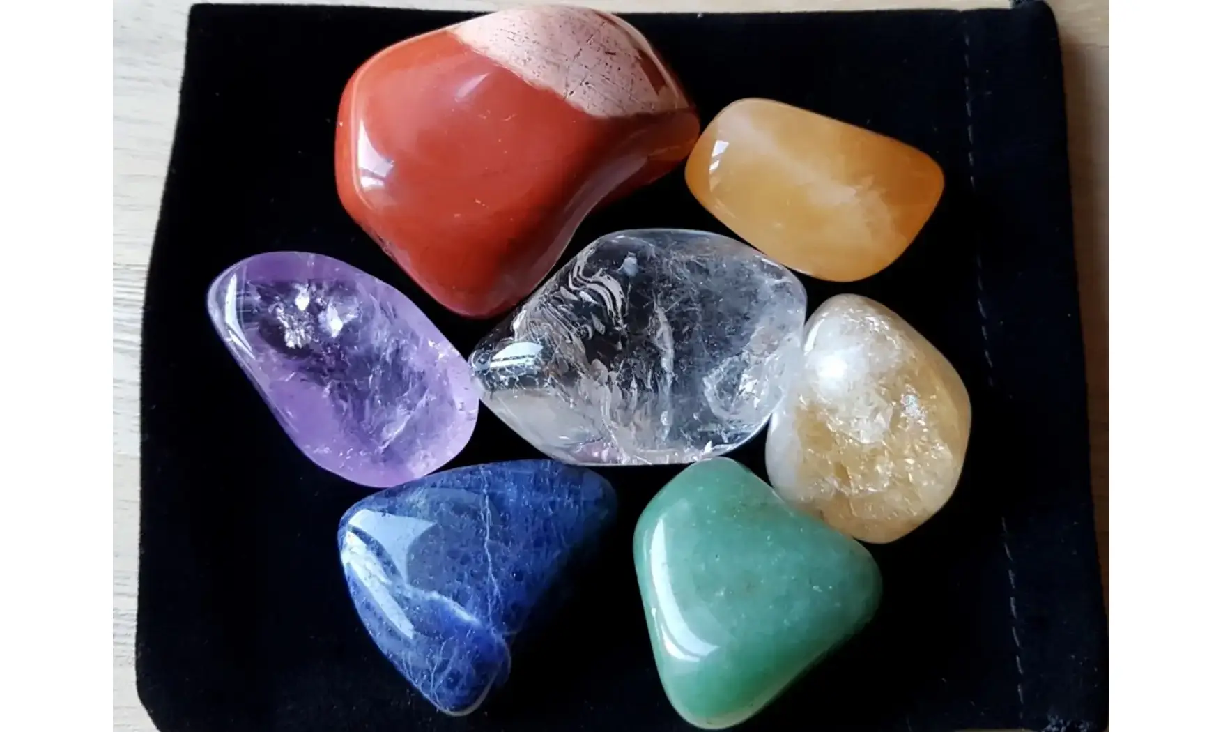 7 Chakras Galets pierres Composition
