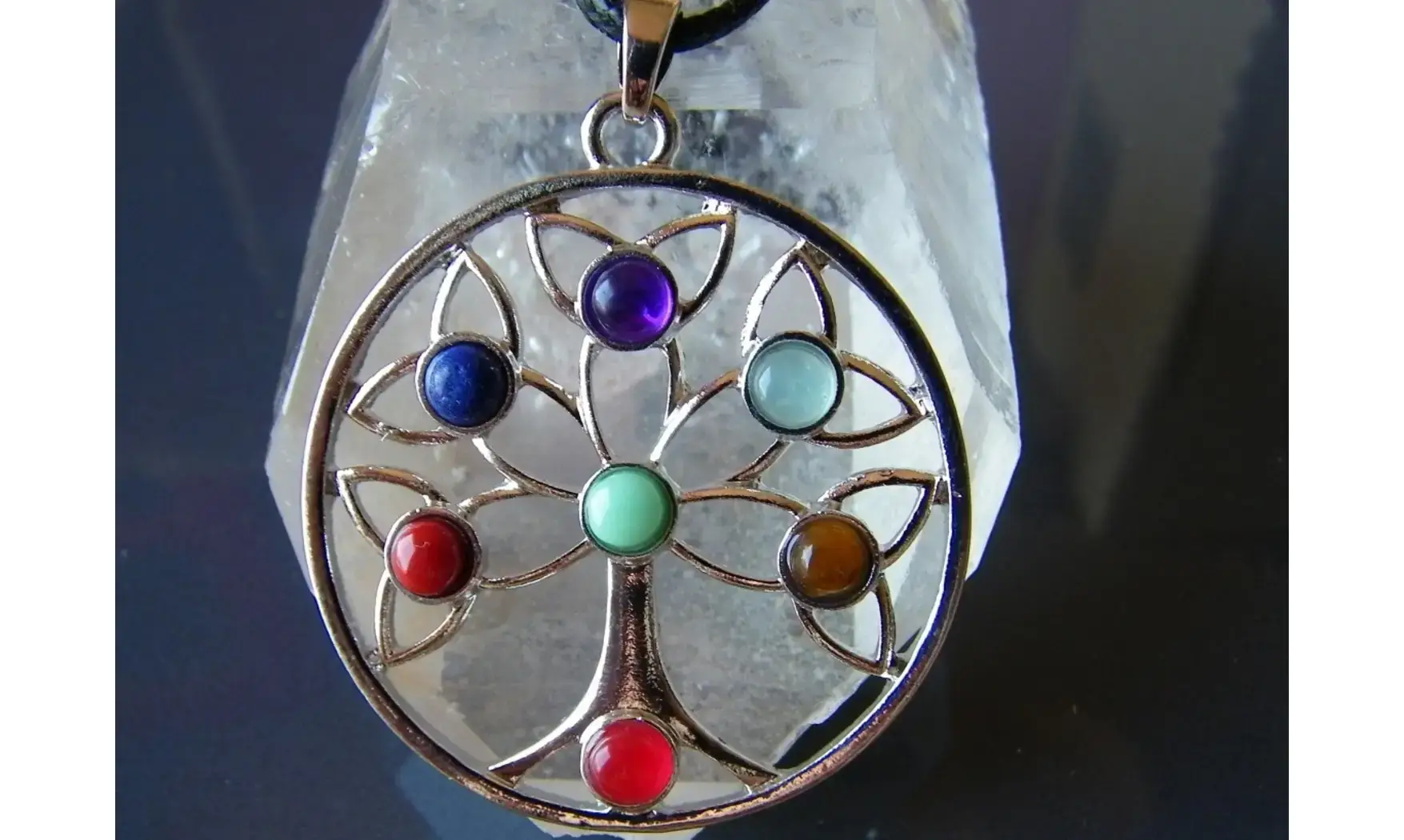 Arbre de Vie pendentif 7 Chakras 2